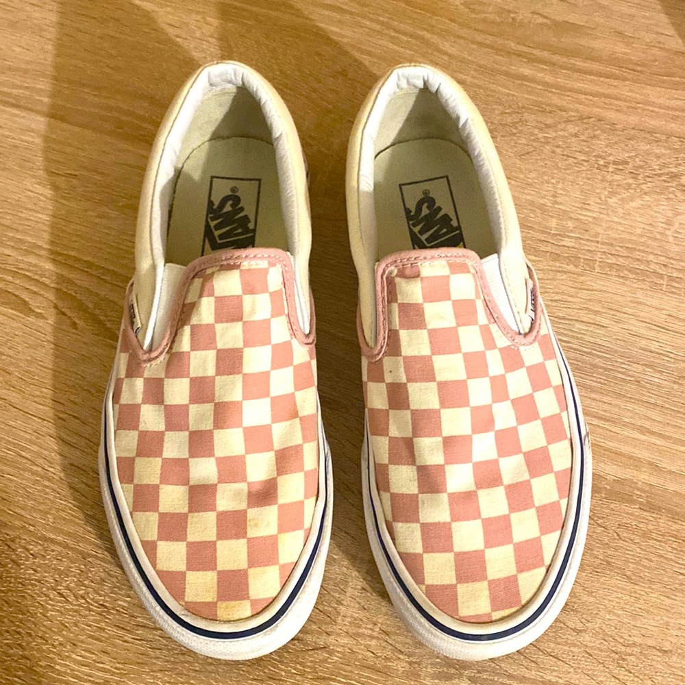 VANS pink checkerboard
